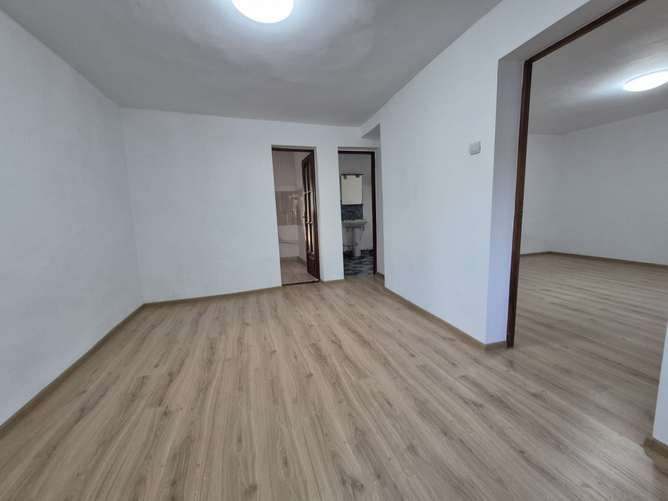 Casa de vanzare in Margineni