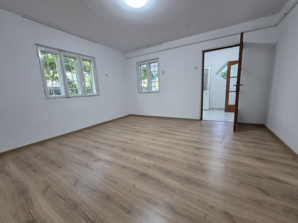 Casa de vanzare in Margineni