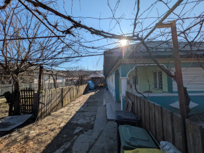 Casa de vanzare in Margineni