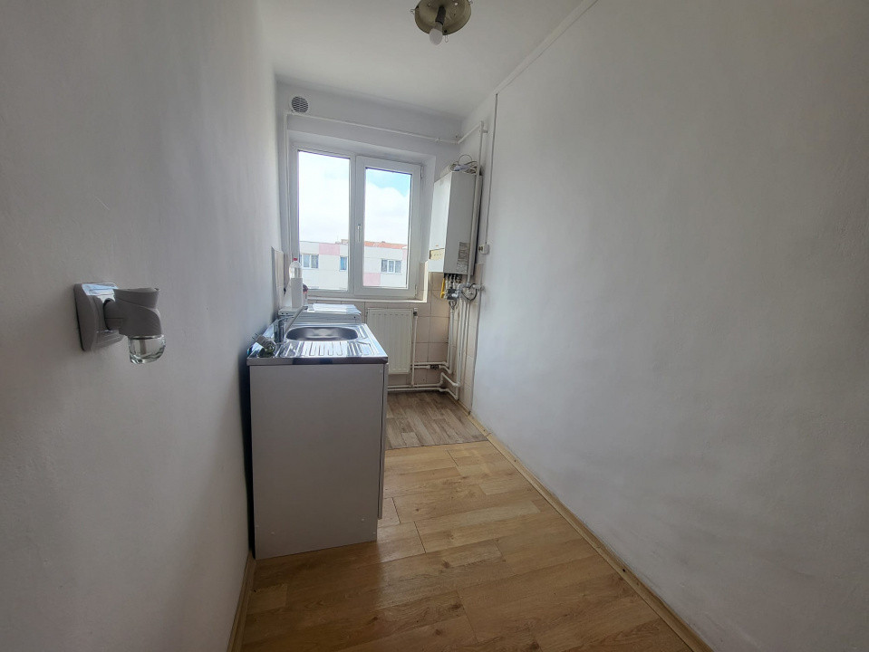 Narcisa - Apartament 2 camere proaspat renovat, etaj 4, cu balcon