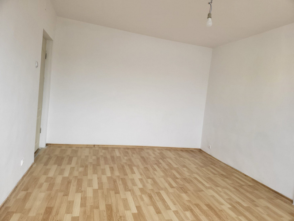 Narcisa - Apartament 2 camere proaspat renovat, etaj 4, cu balcon