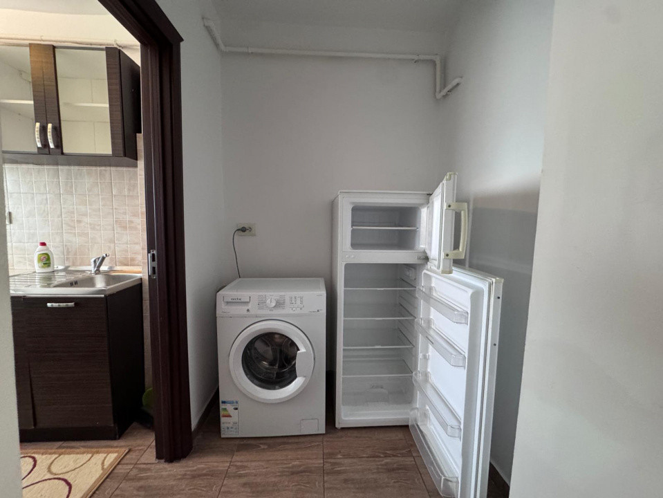 Mioritei LIDL, Garsoniera cf 1, etaj 3/4, bloc 1982, Mobilata complet