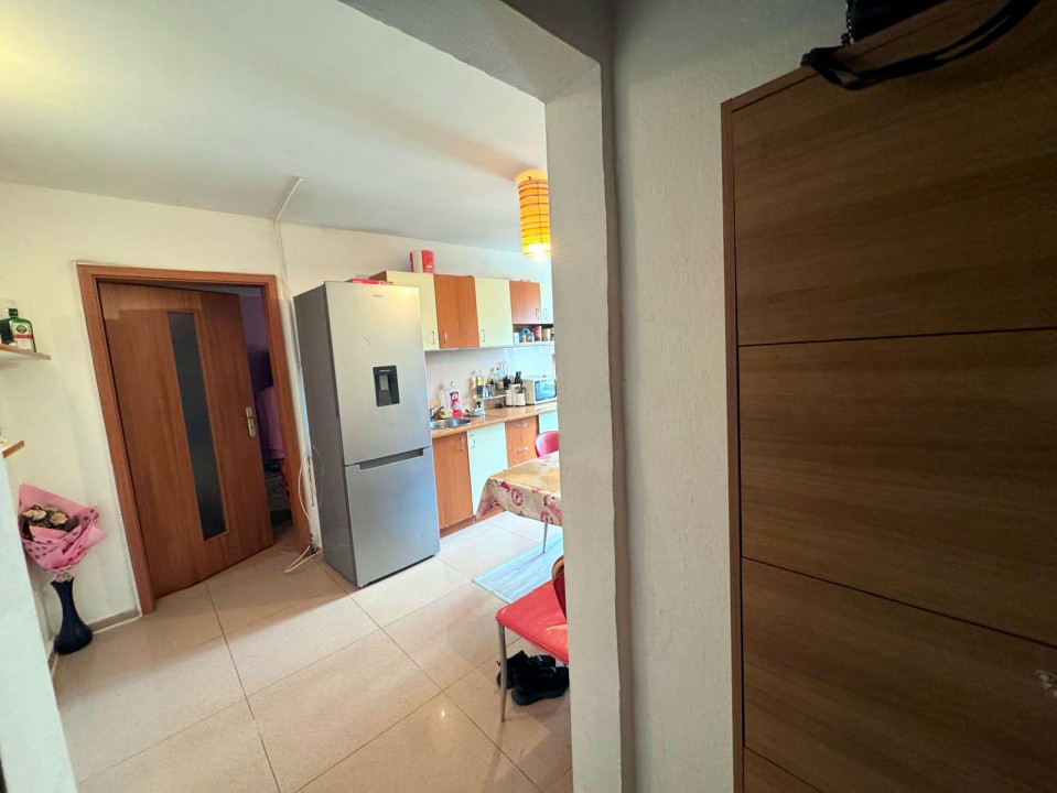 Apartament 2 cam. Miron Costin, mobilat si utilat, bucatarie mare, bloc 1980