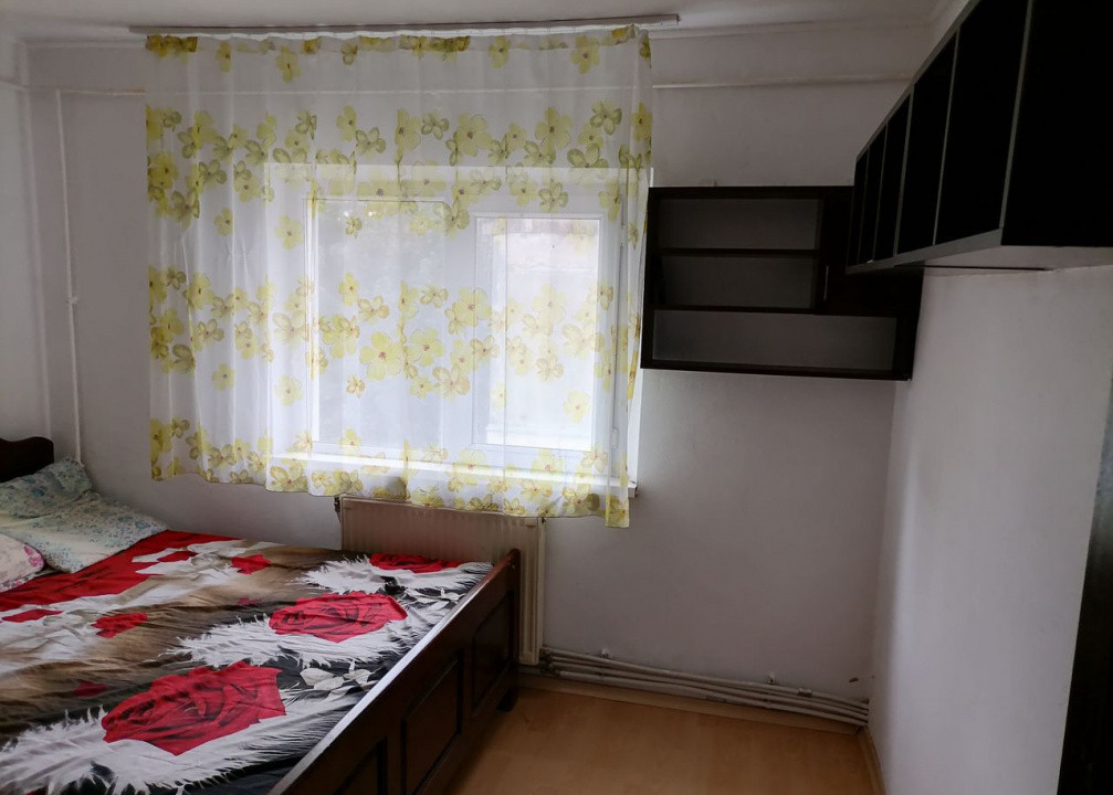 Apartament 2 cam. Miron Costin, mobilat si utilat, bucatarie mare, bloc 1980