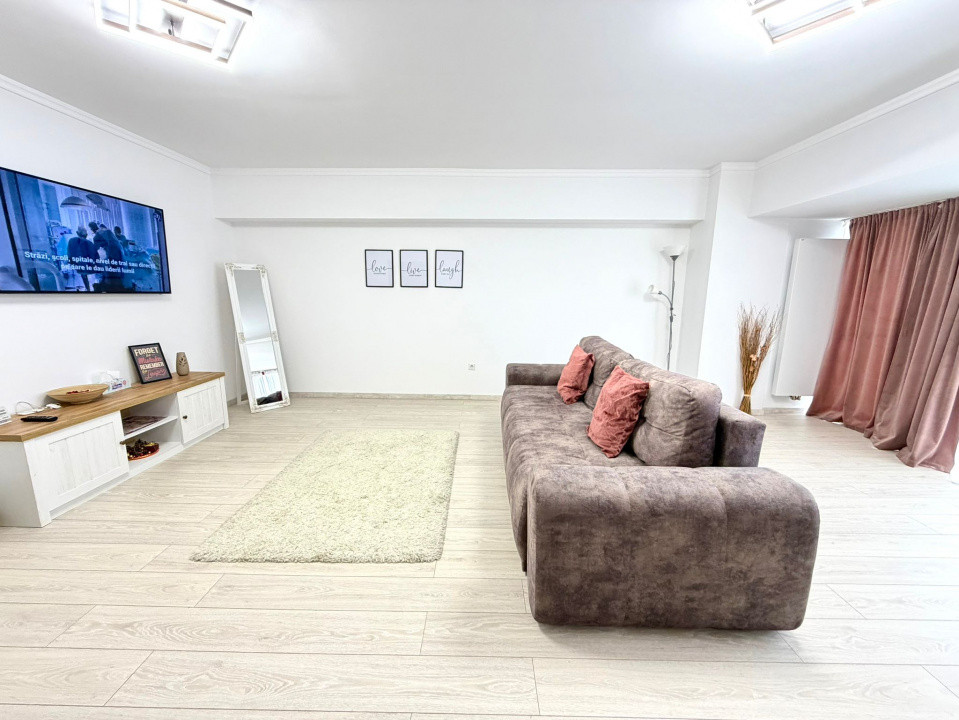 Zona Bancorex - Apartament  2 camere XXL 72mp, bloc 2008