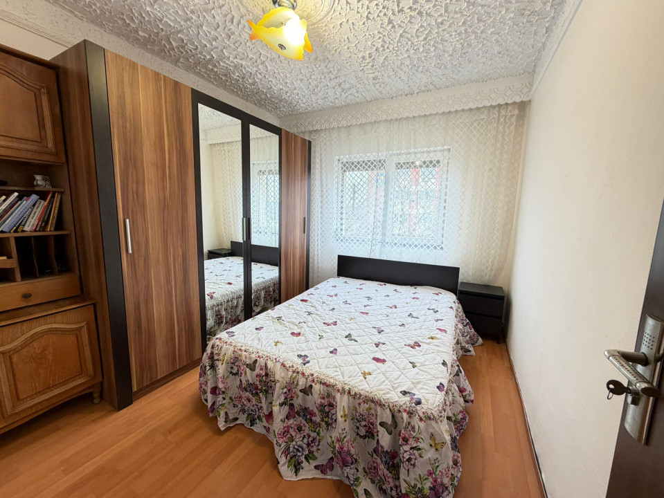 Milcov - Pompieri, Apartament 3 cam Decomandat, etaj 3, 66mp + balcon