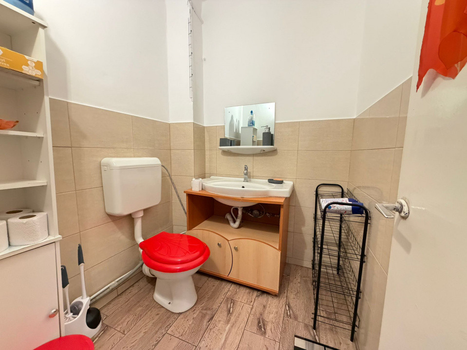 Milcov - Pompieri, Apartament 3 cam Decomandat, etaj 3, 66mp + balcon