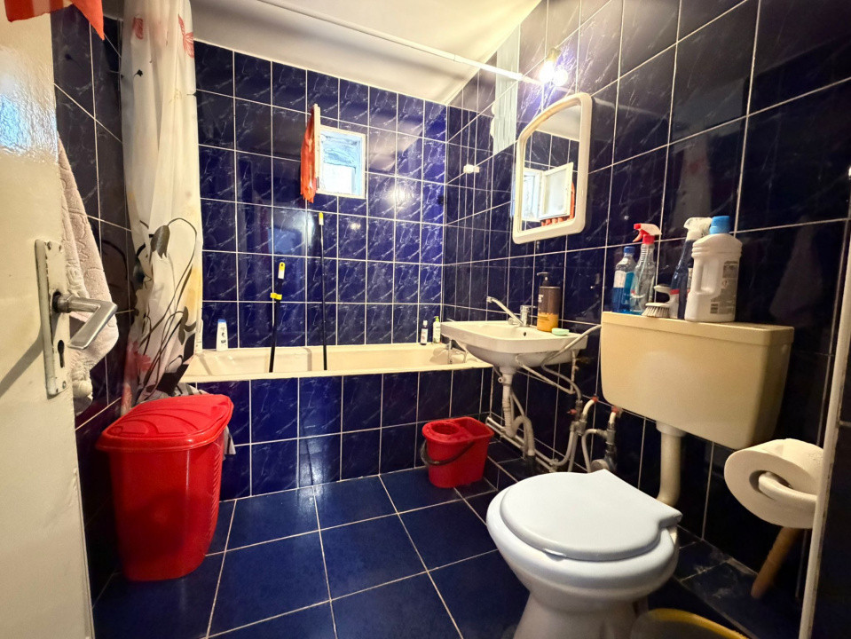 Milcov - Pompieri, Apartament 3 cam Decomandat, etaj 3, 66mp + balcon