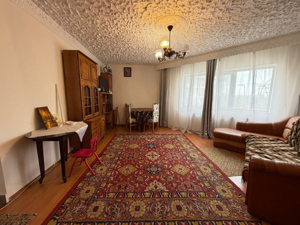 Milcov - Pompieri, Apartament 3 cam Decomandat, etaj 3, 66mp + balcon