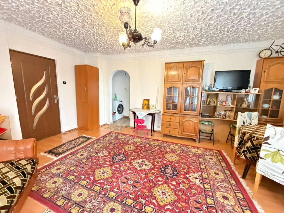 Milcov - Pompieri, Apartament 3 cam Decomandat, etaj 3, 66mp + balcon