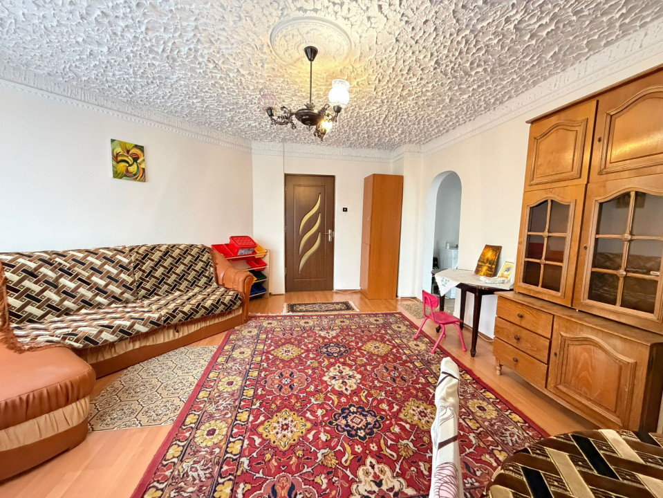 Milcov - Pompieri, Apartament 3 cam Decomandat, etaj 3, 66mp + balcon