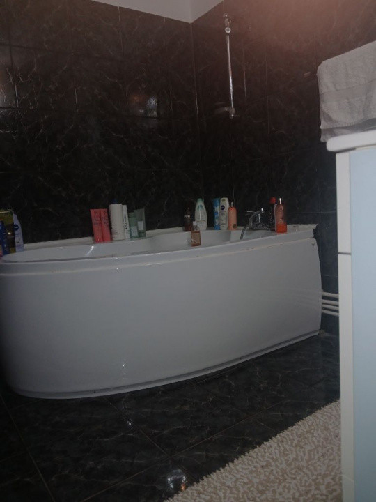 Mioritei - Energiei, Apartament 3 camere decomandat, etaj 3, mobilat