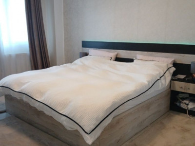 Mioritei - Energiei, Apartament 3 camere decomandat, etaj 3, mobilat