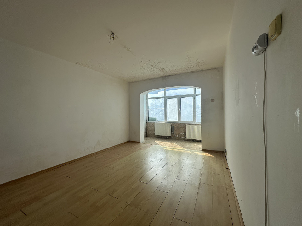 Apartament 3 camere zona Alecu Russo