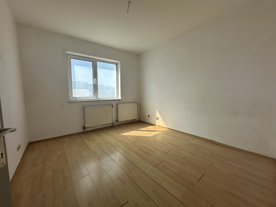 Apartament 3 camere zona Alecu Russo