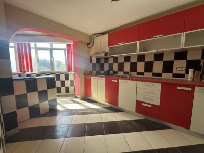 Apartament 2 camere decomandat, Zona Narcisa 