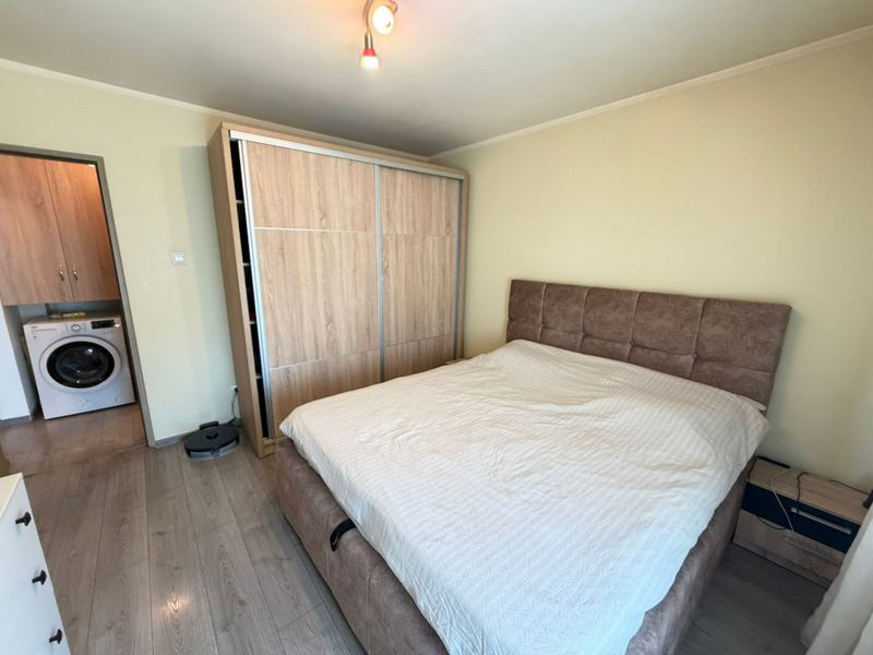 Apartament cu trei camere, str Alunului