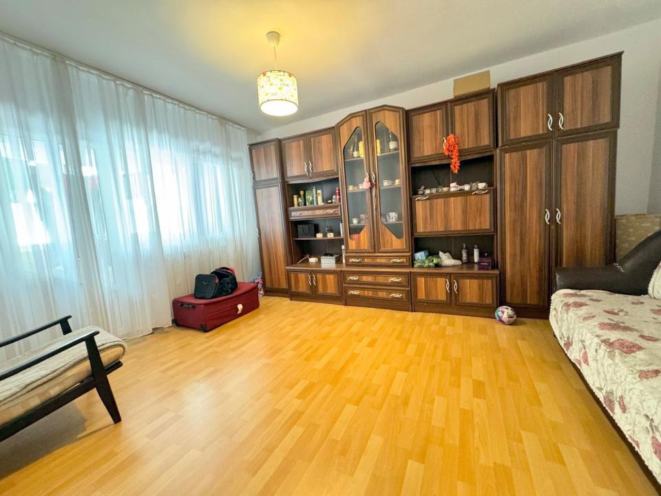 Apart 3 camere Decomandat – Cartier Rezidențial Bistrița Lac | Etaj 3/4 |Mobilat