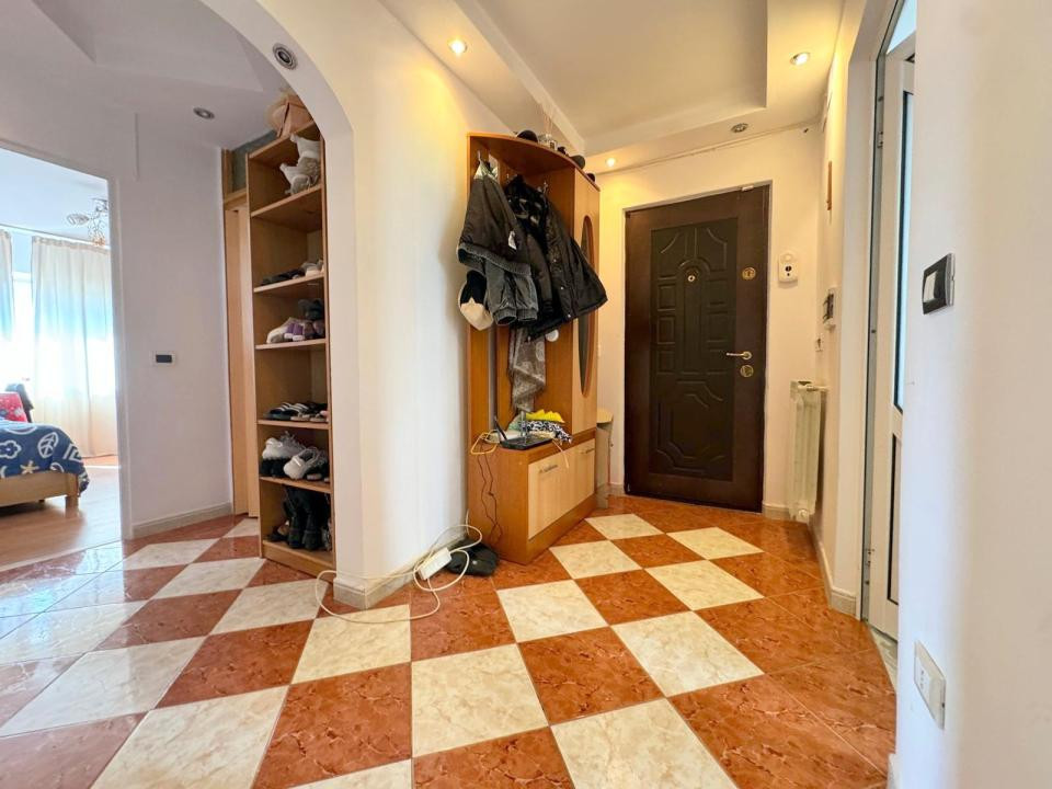 Apart 3 camere Decomandat – Cartier Rezidențial Bistrița Lac | Etaj 3/4 |Mobilat