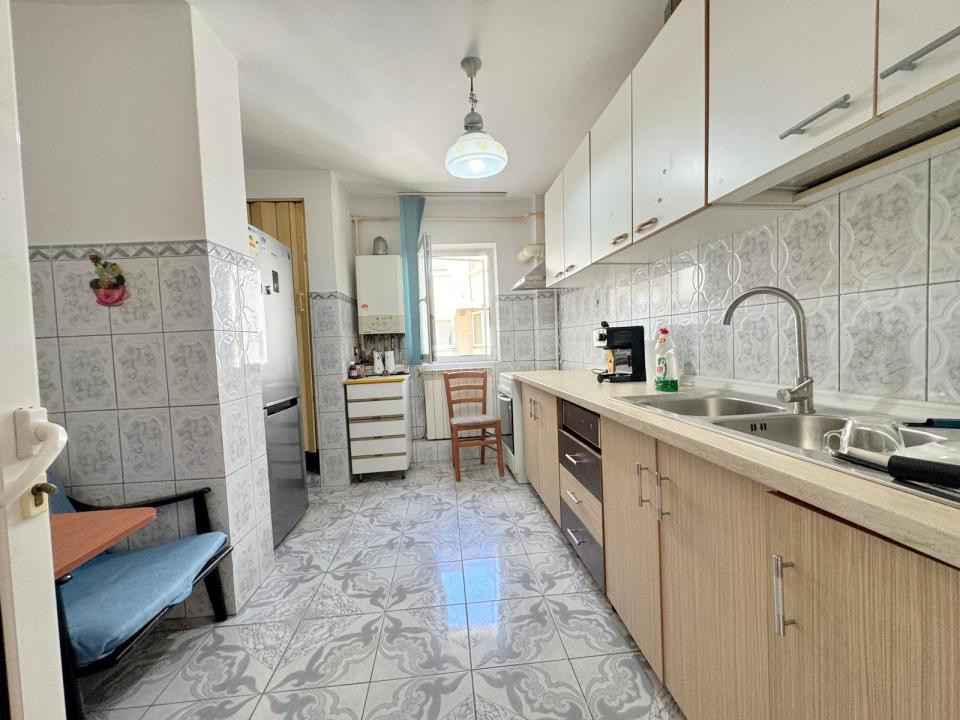 Apart 3 camere Decomandat – Cartier Rezidențial Bistrița Lac | Etaj 3/4 |Mobilat