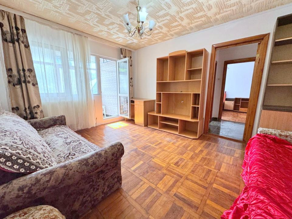 Cinema Orizont - Scoala 10, Apartament 2 camere, etaj 2, 50mp + balcon, mobilat