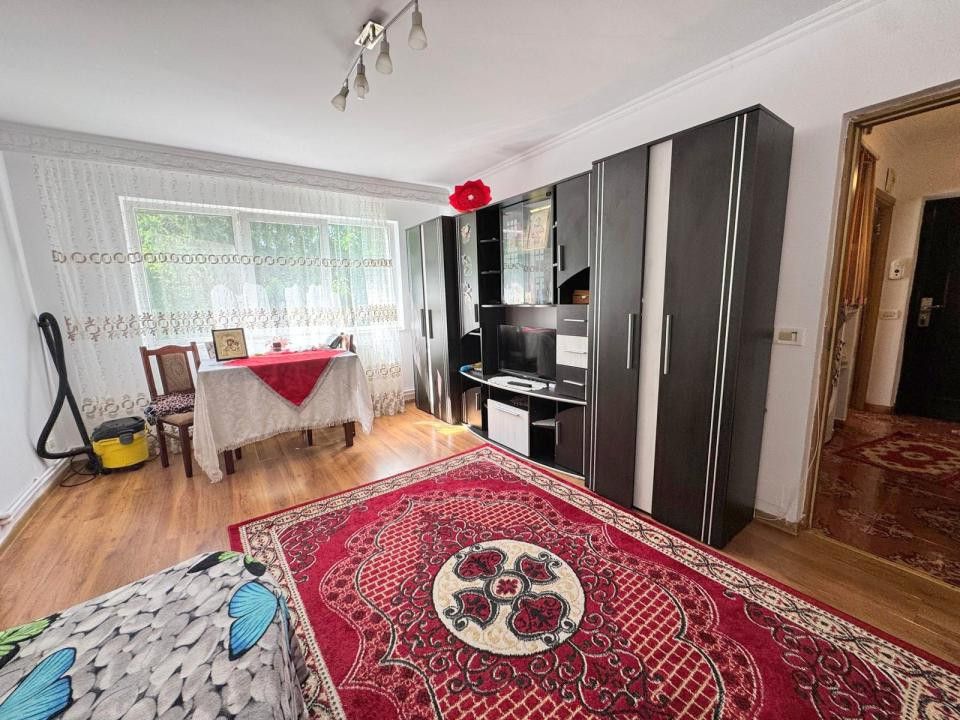 Intersectia TIC TAC - Spital, Apartament 2 cam, etaj 3/4, mobilat & utilat