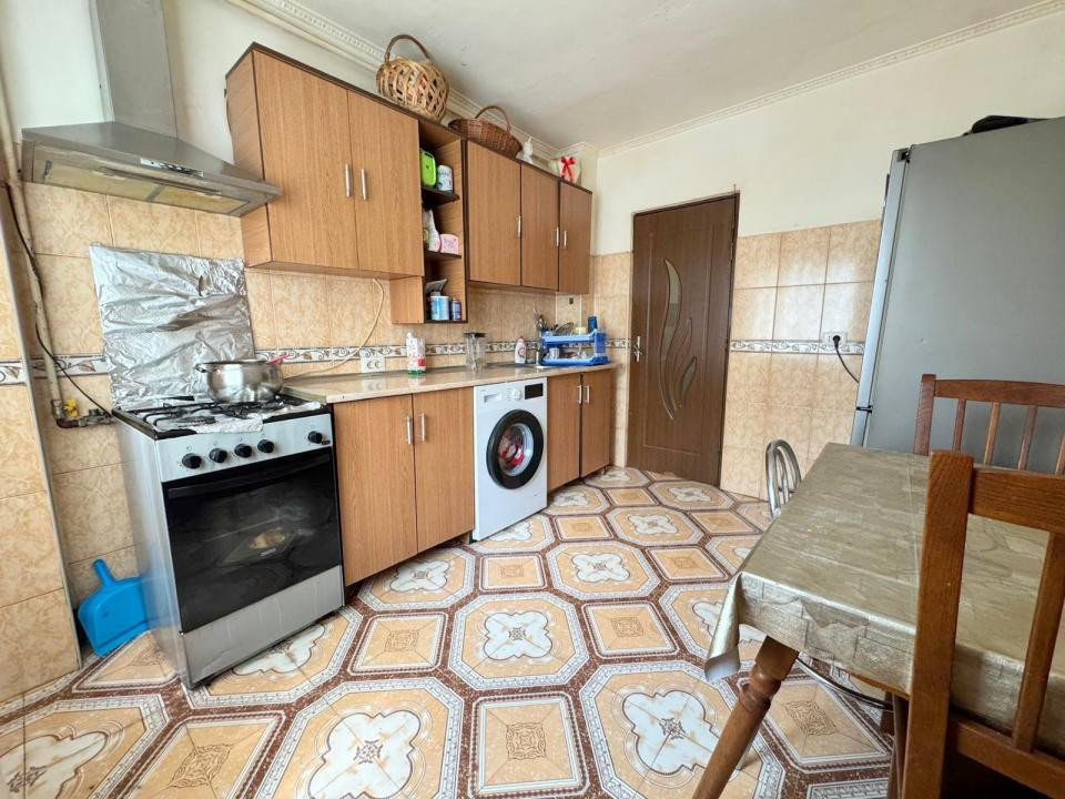 Apartament 2 camere decomandat – Strada Republicii | Etaj 3/4 | MOBILAT