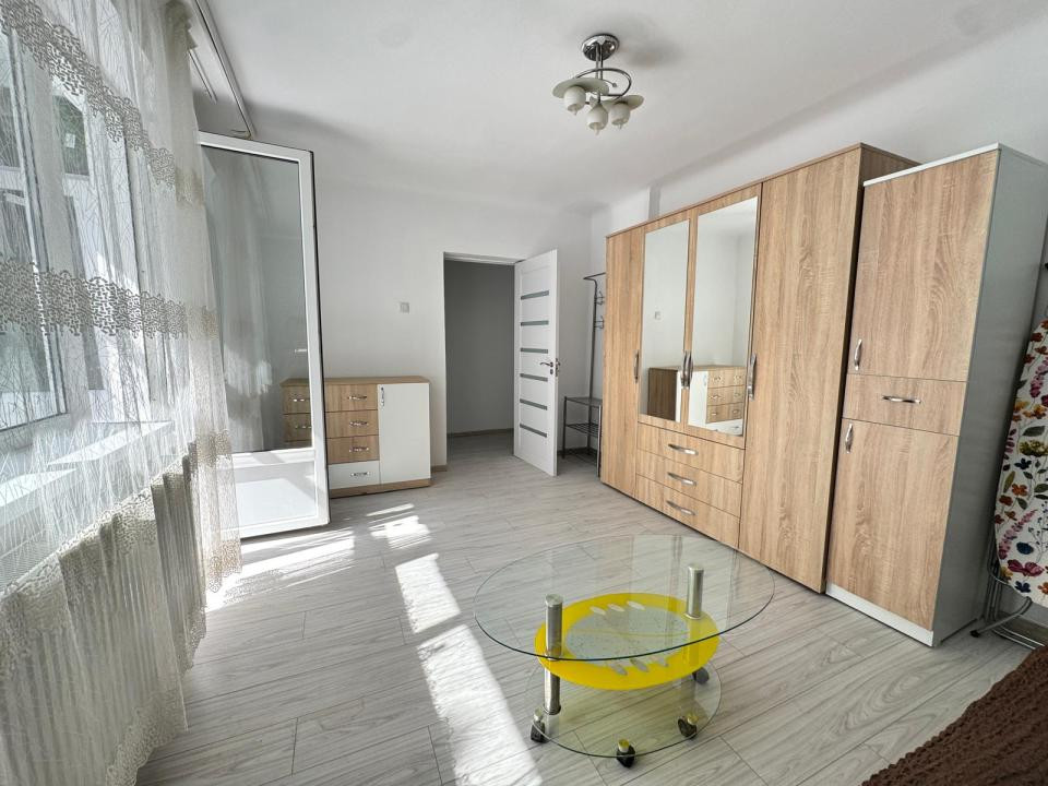 George Bacovia - Apartament 2 cam Decomandat, etaj 1, mobilat, An-1965 