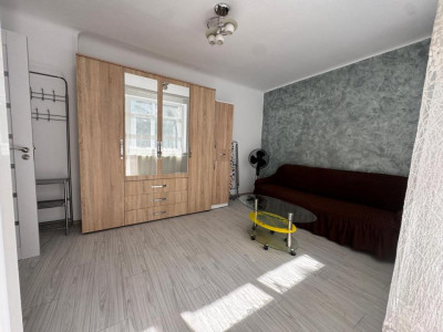 George Bacovia - Apartament 2 cam Decomandat, etaj 1, mobilat, An-1965 