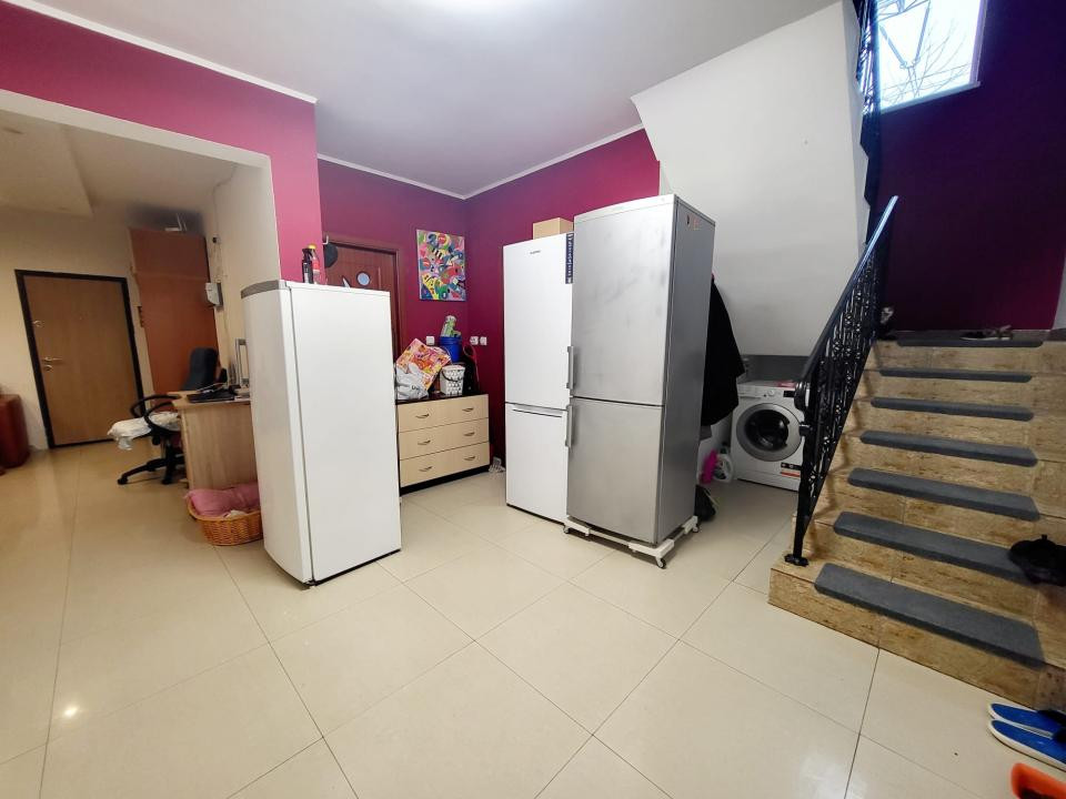 Letea Veche, aproape de stația de autobuz  casa P+ 1