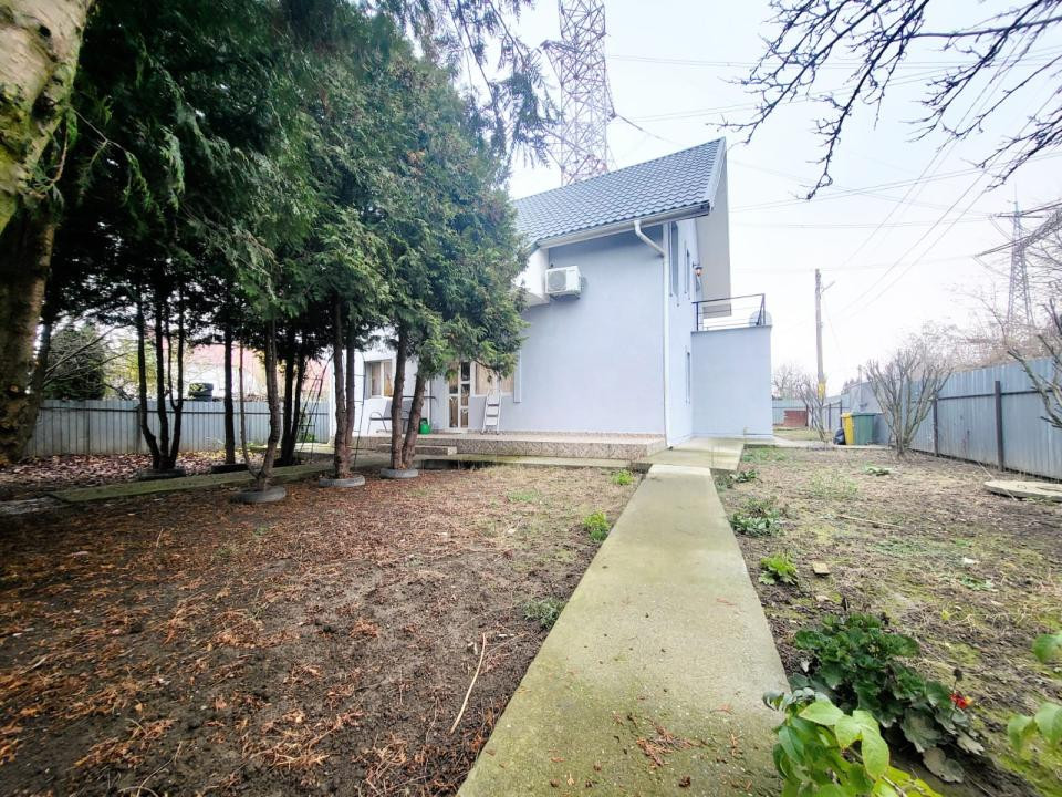 Letea Veche, aproape de stația de autobuz  casa P+ 1