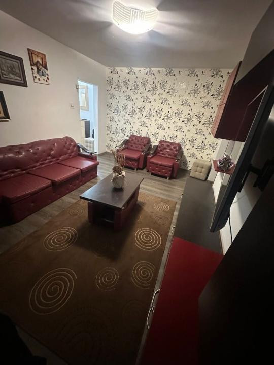 Milcov - Orizont, Apartament 3 camere, etaj 2/4, mobilat si renovat