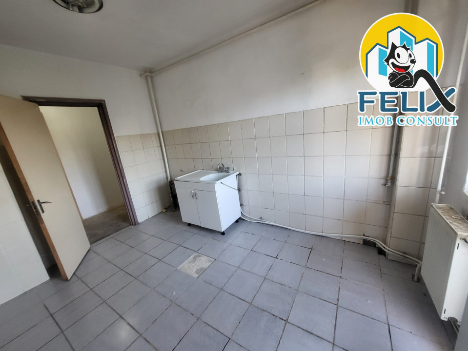 Apartament cu 3 camere decomandat, Energiei -Profi