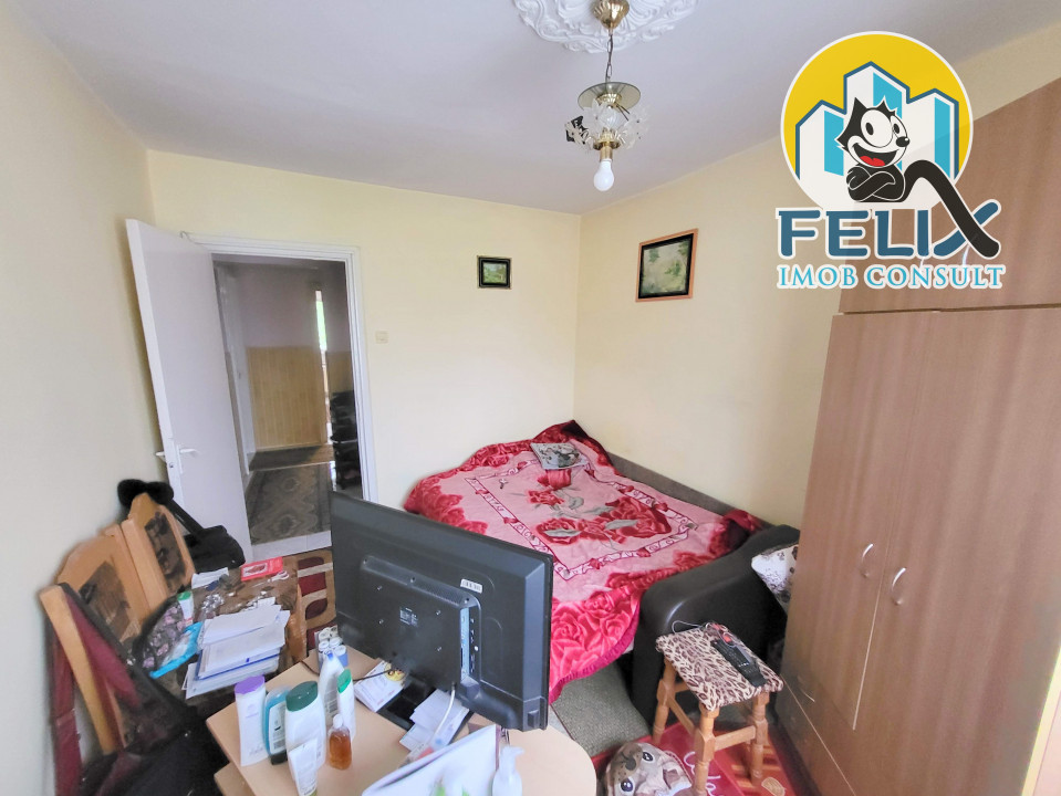 Apartament cu 4 camere decomandat în Narcisa, Bacău – 74mp,